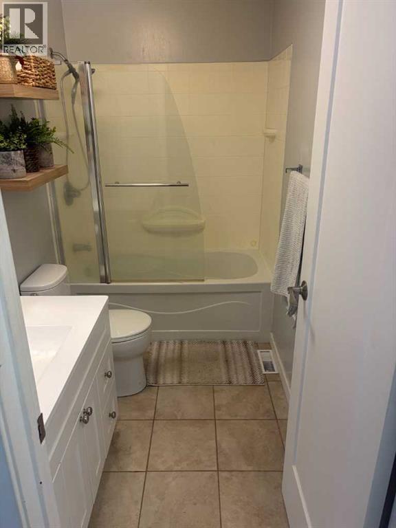 202 Berry Property Photo 13