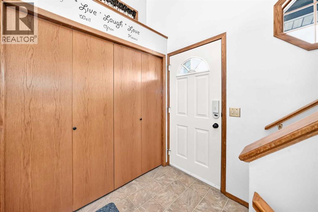 106 Elizabeth Way Se Property Photo 3