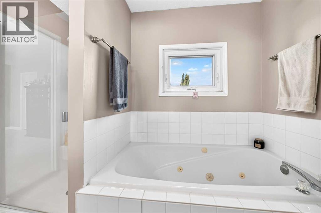 826 Applewood Drive Se Property Photo 23