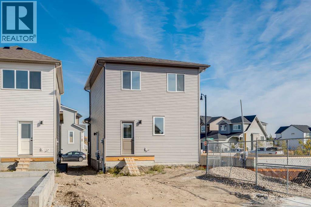418 Montrose Crescent Se Property Photo 44