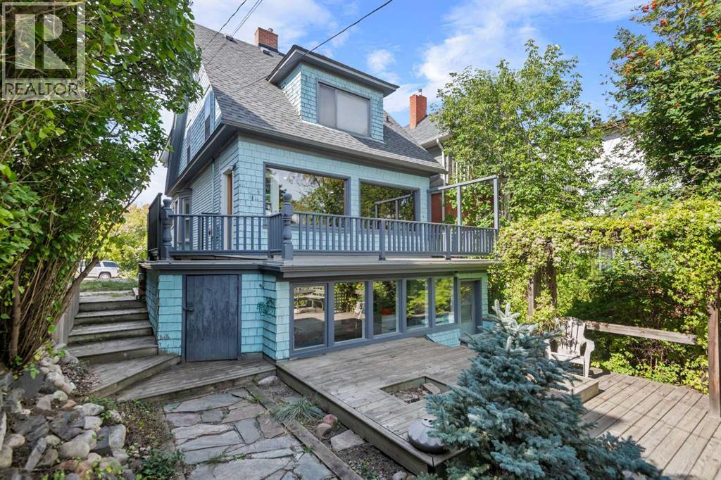 1818 18a Street Sw Property Photo 2