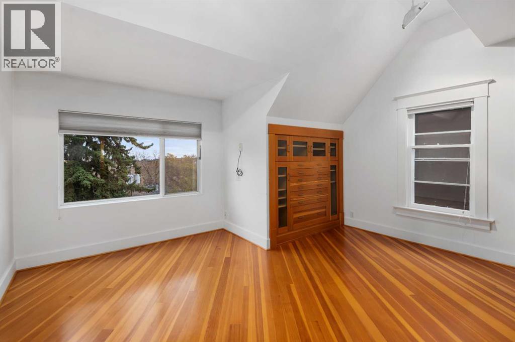1818 18a Street Sw Property Photo 24