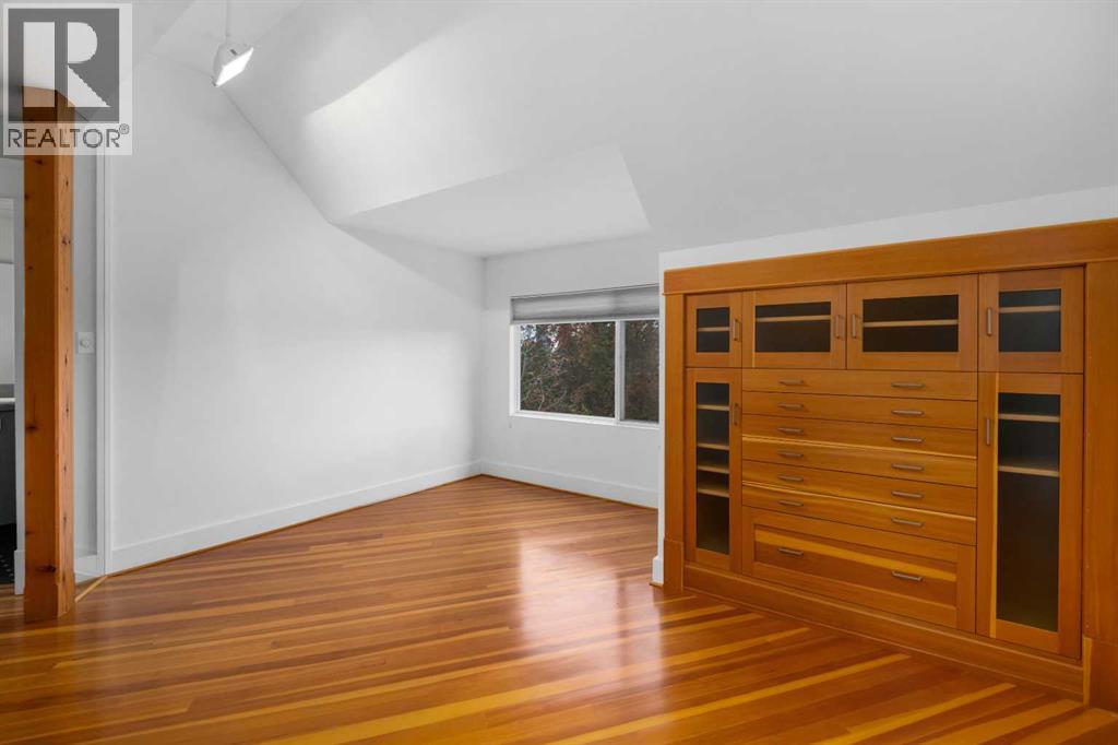 1818 18a Street Sw Property Photo 25