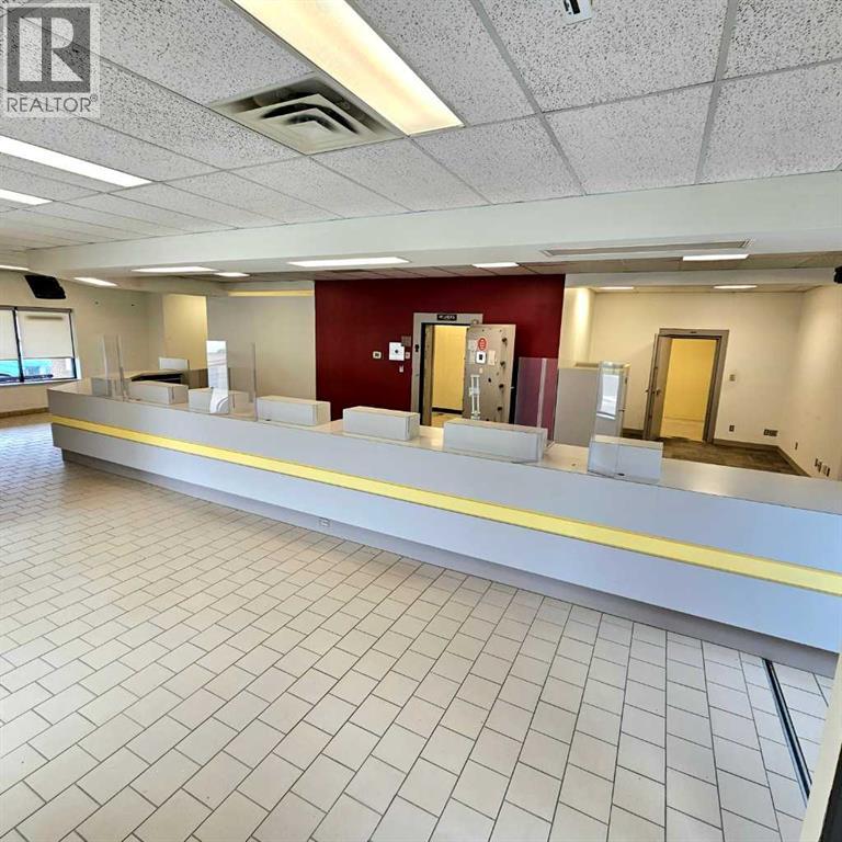 5103 3 Street Property Photo 6