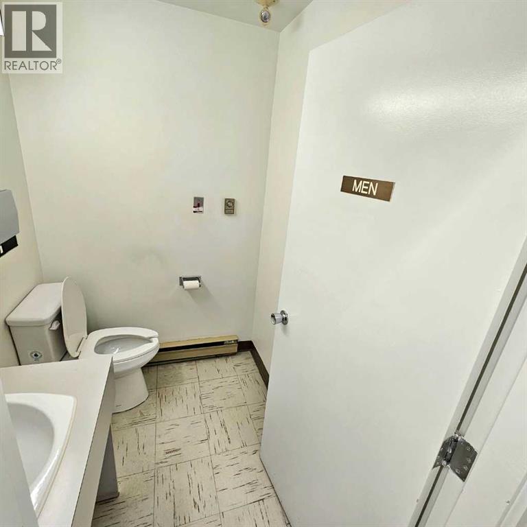5103 3 Street Property Photo 18
