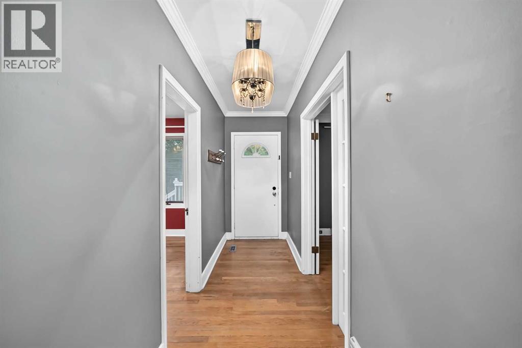 1623 6a Street Nw Property Photo 4