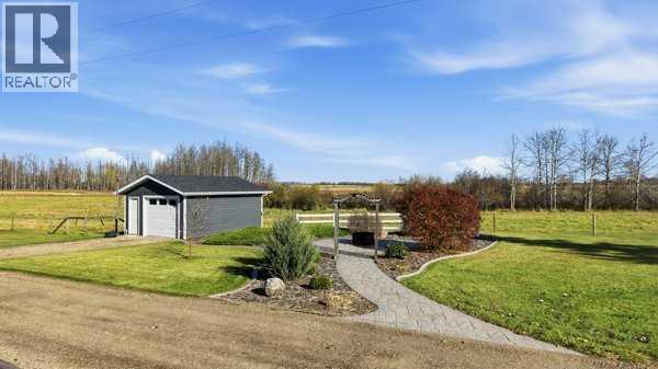 255054 Township Road 432 Property Photo 10