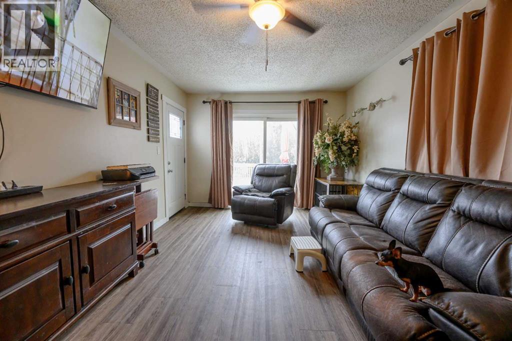 9312 104 Avenue Property Photo 8