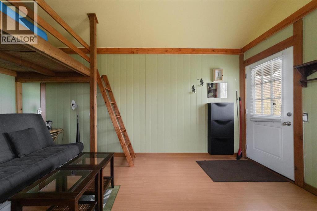25 Earls Way Property Photo 12