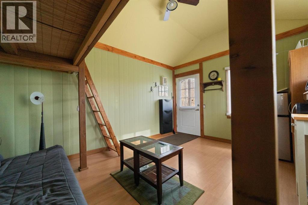 25 Earls Way Property Photo 13