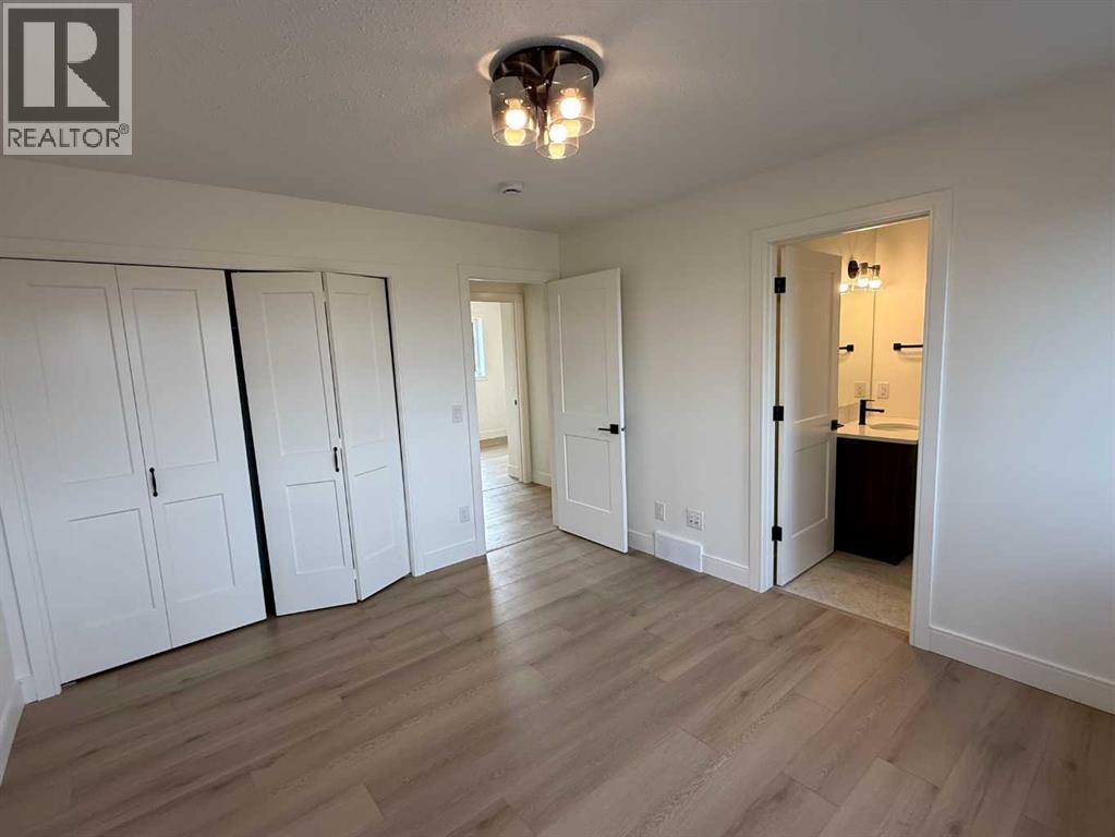 4505 53 Avenue Property Photo 21