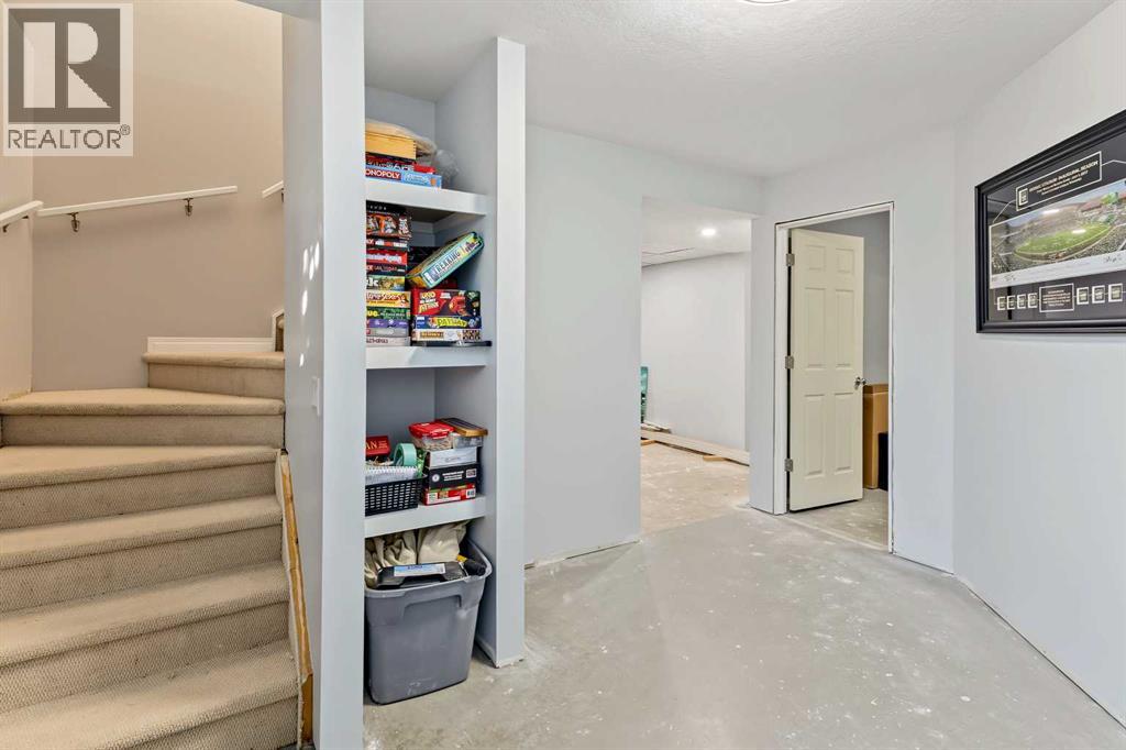 224 Hillvale Crescent Property Photo 20
