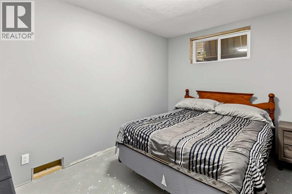 224 Hillvale Crescent Property Photo 23