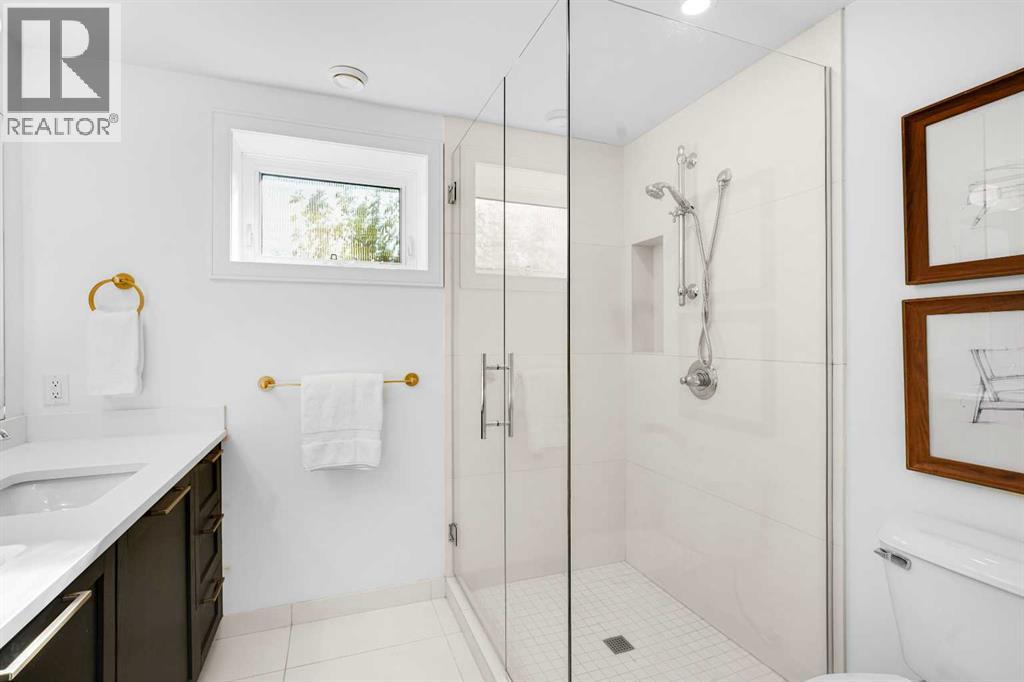 738 24 Avenue Se Property Photo 36