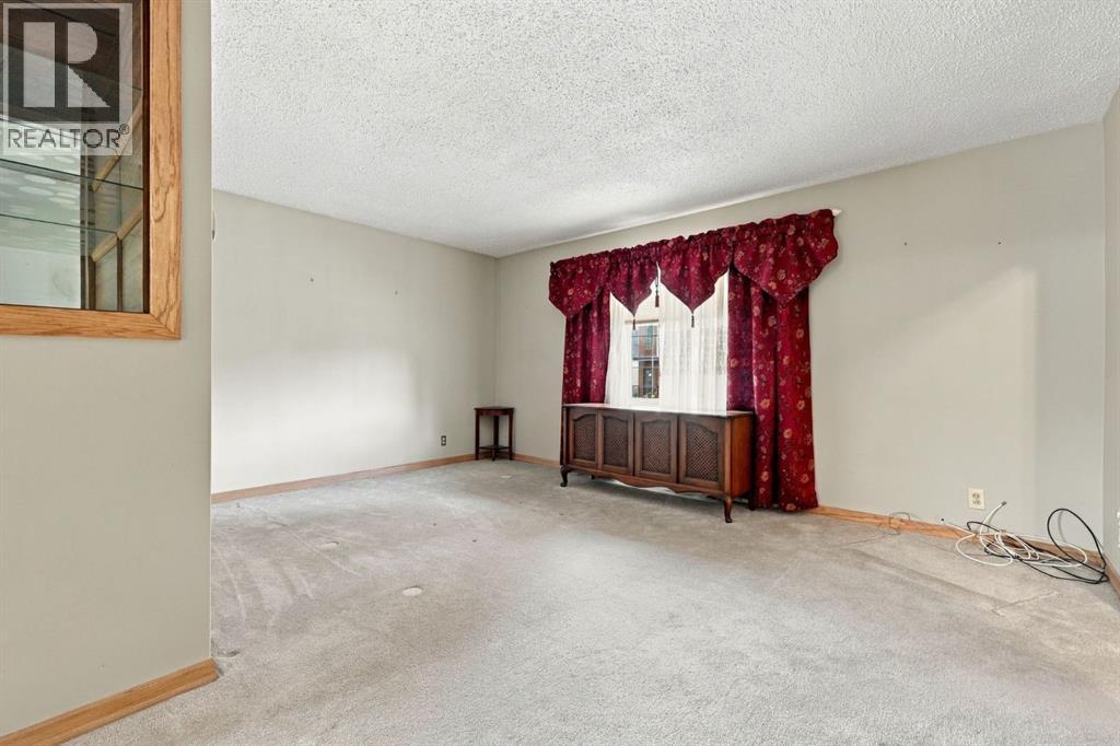2315 22 Avenue Sw Property Photo 4