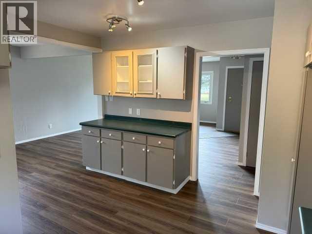 8 Mcleod Drive Property Photo 9