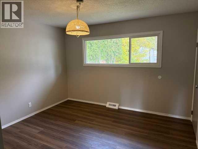 8 Mcleod Drive Property Photo 11