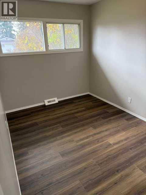 8 Mcleod Drive Property Photo 14
