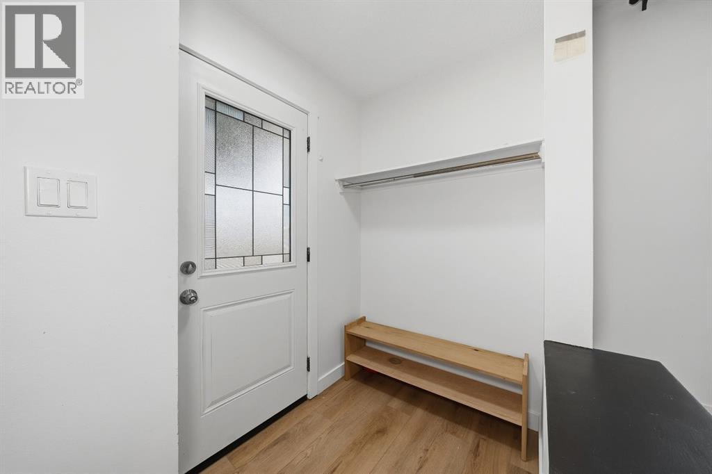 4123 30 Avenue Se Property Photo 5