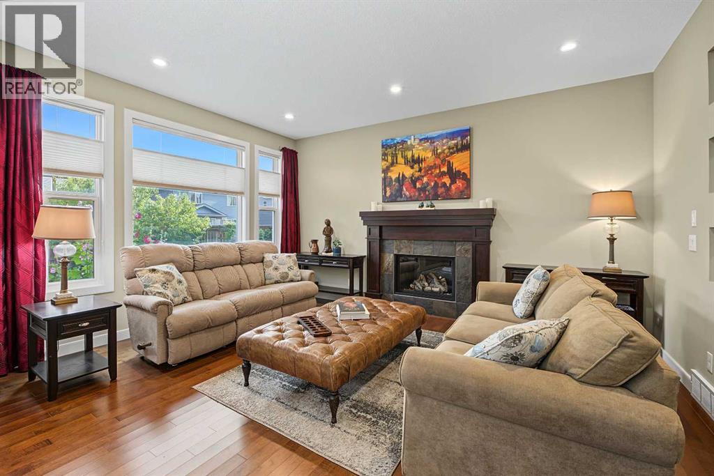 371 Evanspark Gardens Nw Property Photo 5