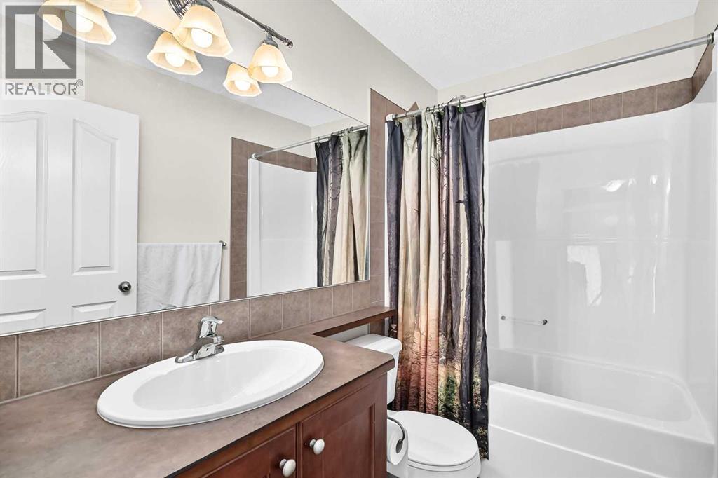 212 Aspenmere Close Property Photo 24