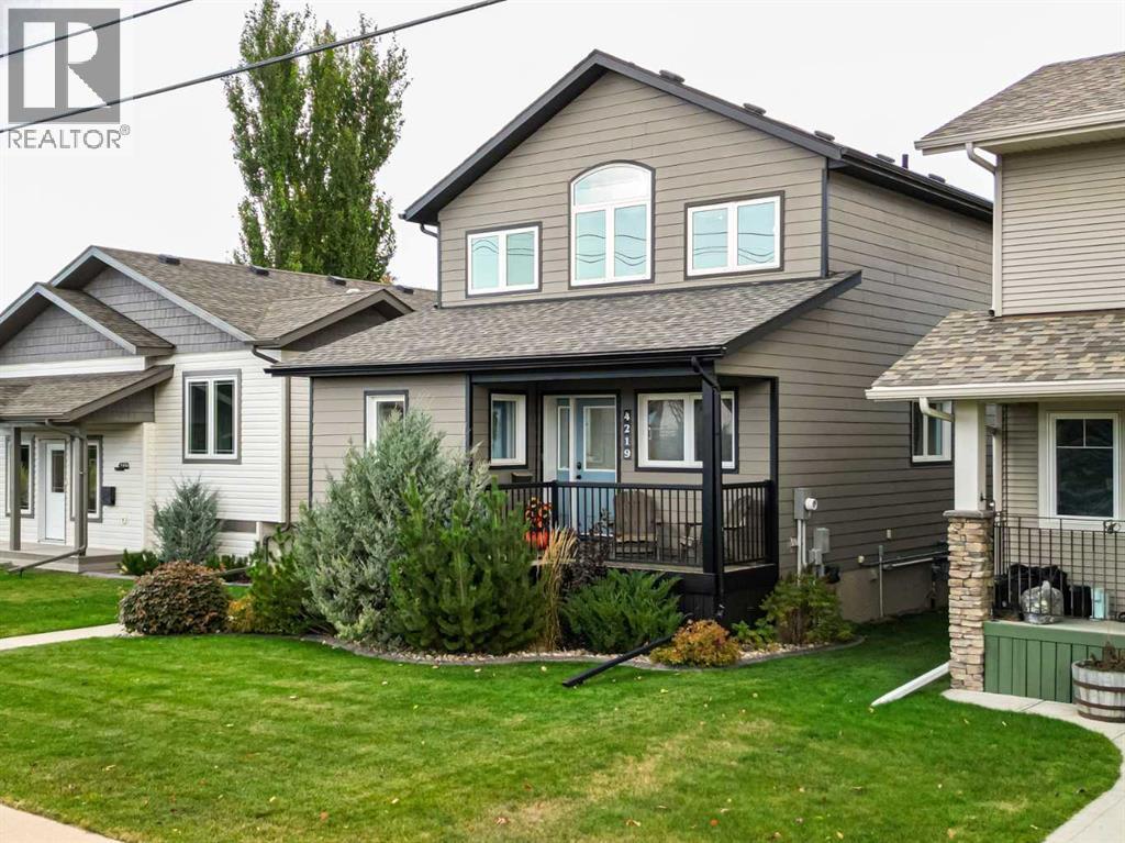 4219 46 Avenue Property Photo 1