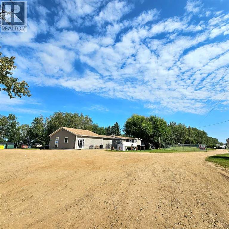 62103 133 Range Property Photo 2