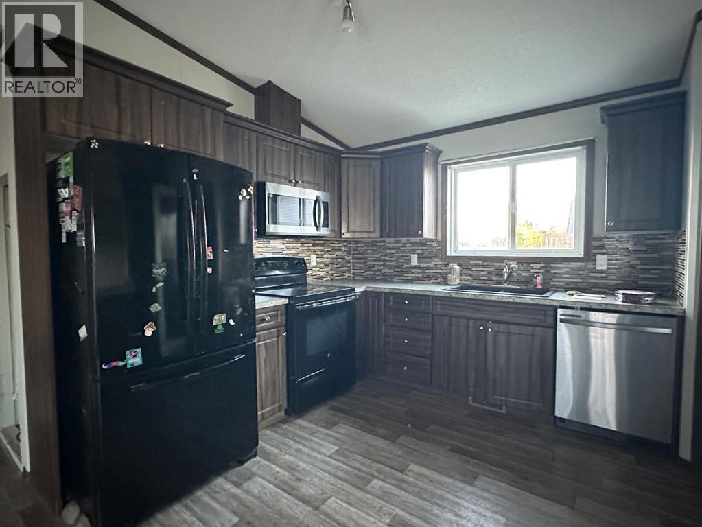 5524 Wagoner Crescent Property Photo 18
