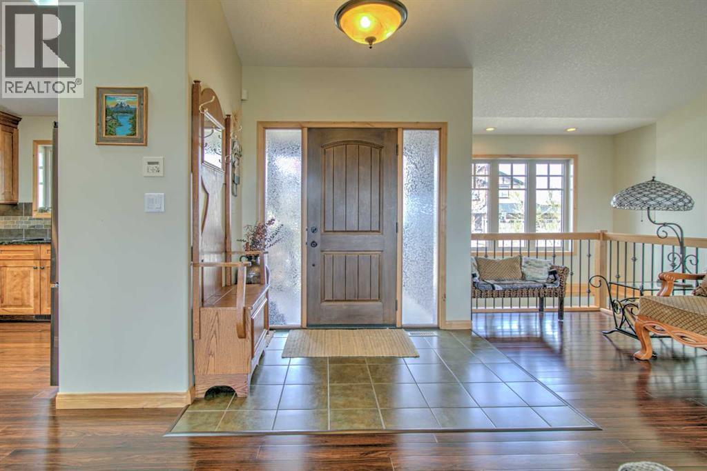 100 Canyoncrest Point W Property Photo 4