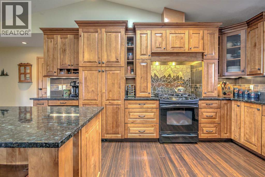 100 Canyoncrest Point W Property Photo 11