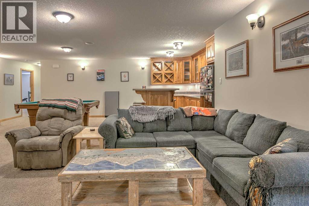 100 Canyoncrest Point W Property Photo 25