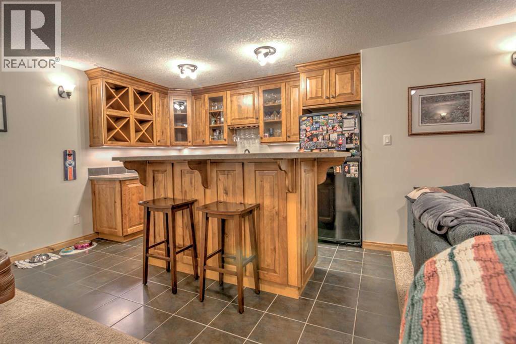 100 Canyoncrest Point W Property Photo 28