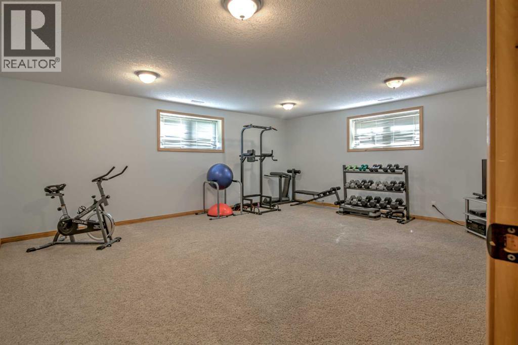100 Canyoncrest Point W Property Photo 31