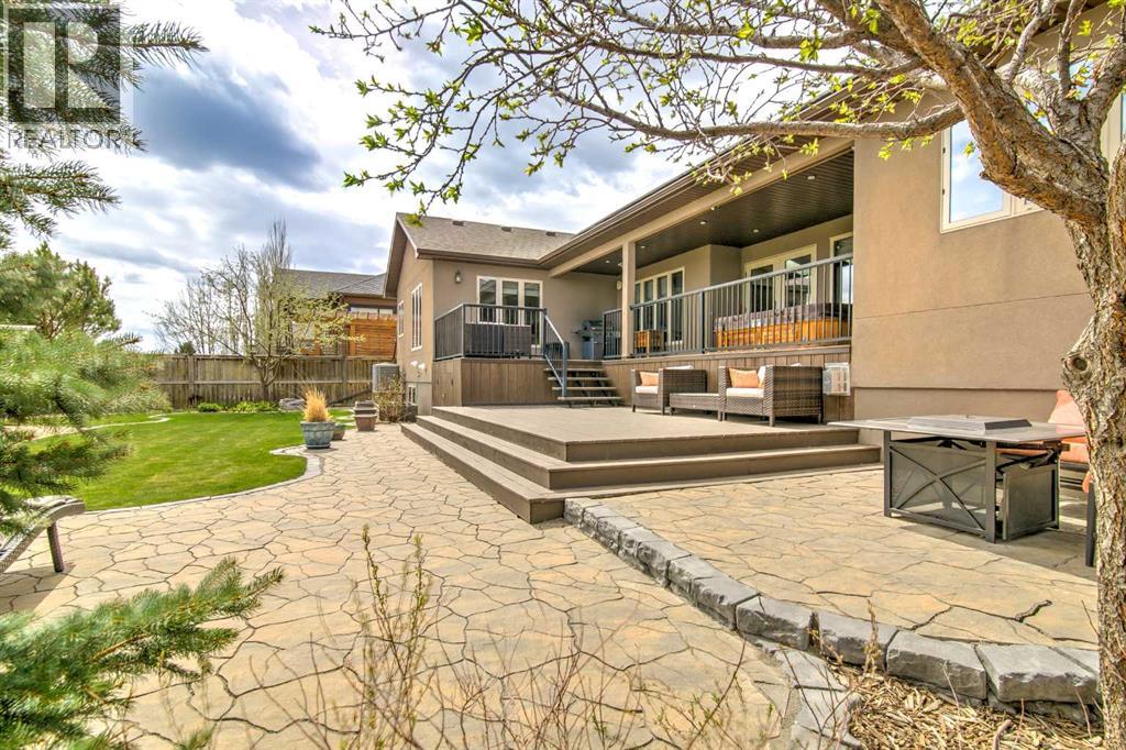 100 Canyoncrest Point W Property Photo 38