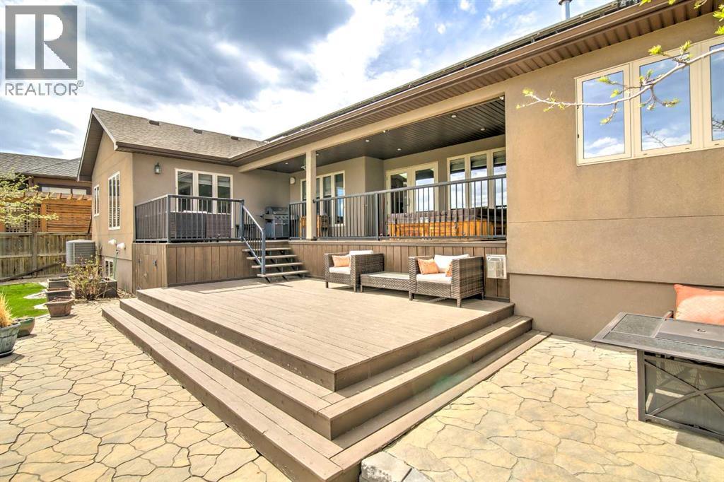 100 Canyoncrest Point W Property Photo 39
