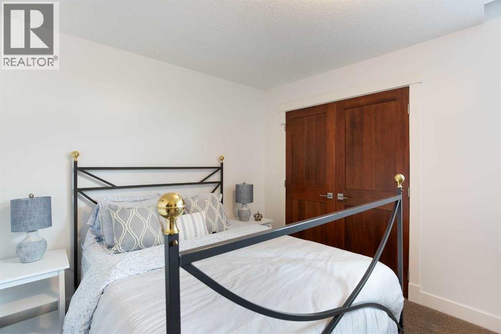 286077 50 Street E Property Photo 33