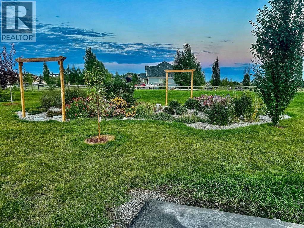 286077 50 Street E Property Photo 38