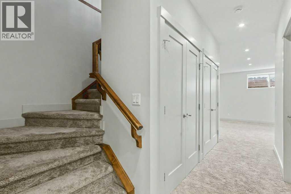 925 41 Street Sw Property Photo 24