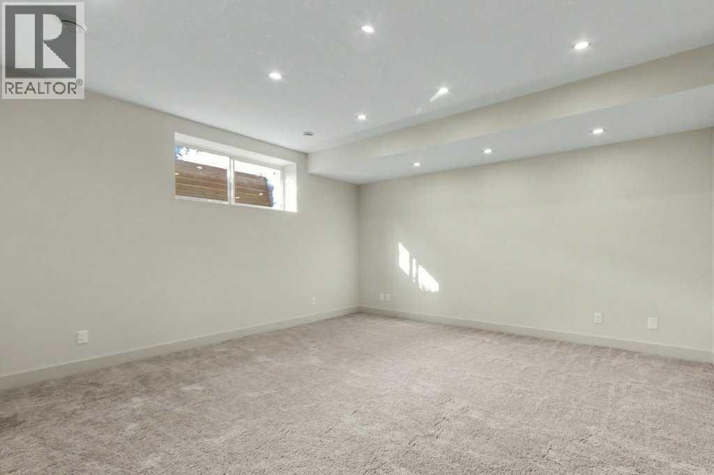925 41 Street Sw Property Photo 26