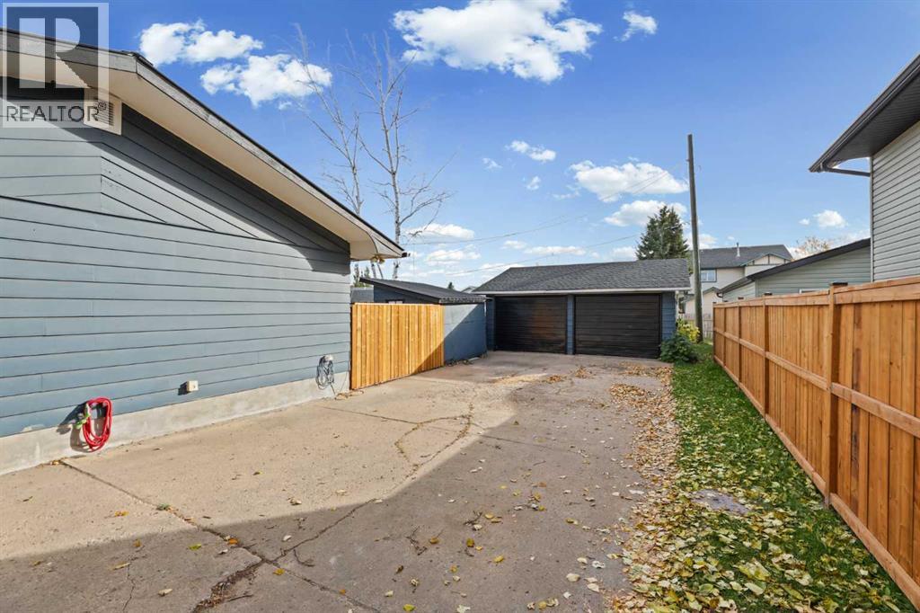1511 16 Street Property Photo 24