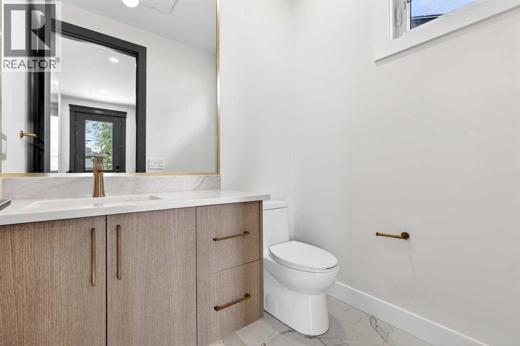 8519 48 Avenue Nw Property Photo 27
