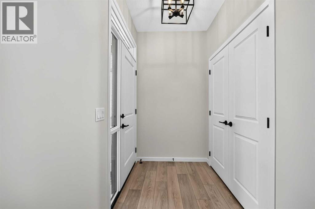 1508 3 Street Se Property Photo 5