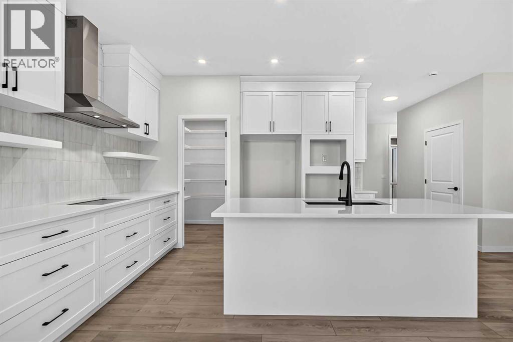 1508 3 Street Se Property Photo 7