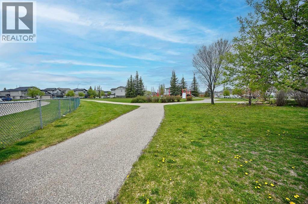 119 Stonegate Crescent Nw Property Photo 48