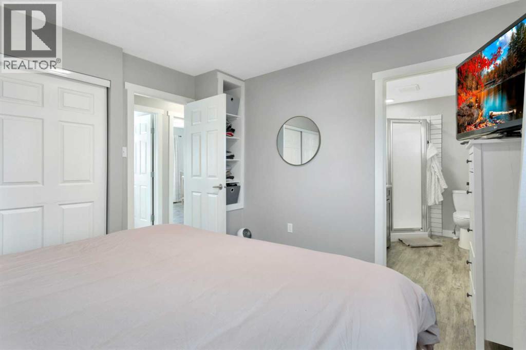 4534 46 Street Property Photo 18