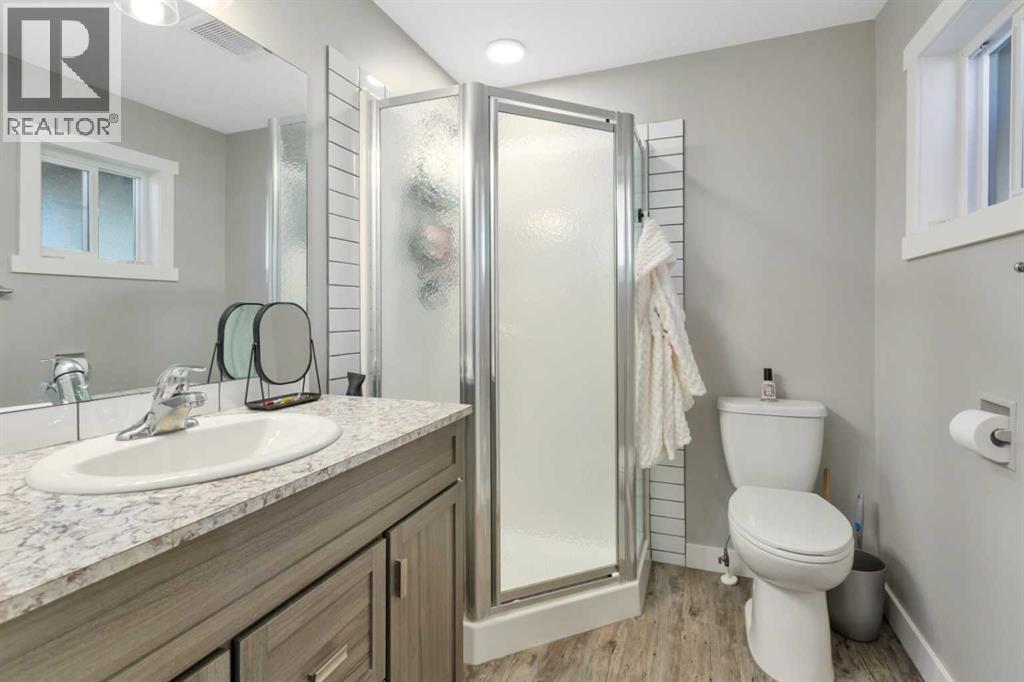 4534 46 Street Property Photo 19