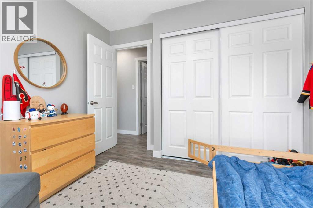 4534 46 Street Property Photo 21