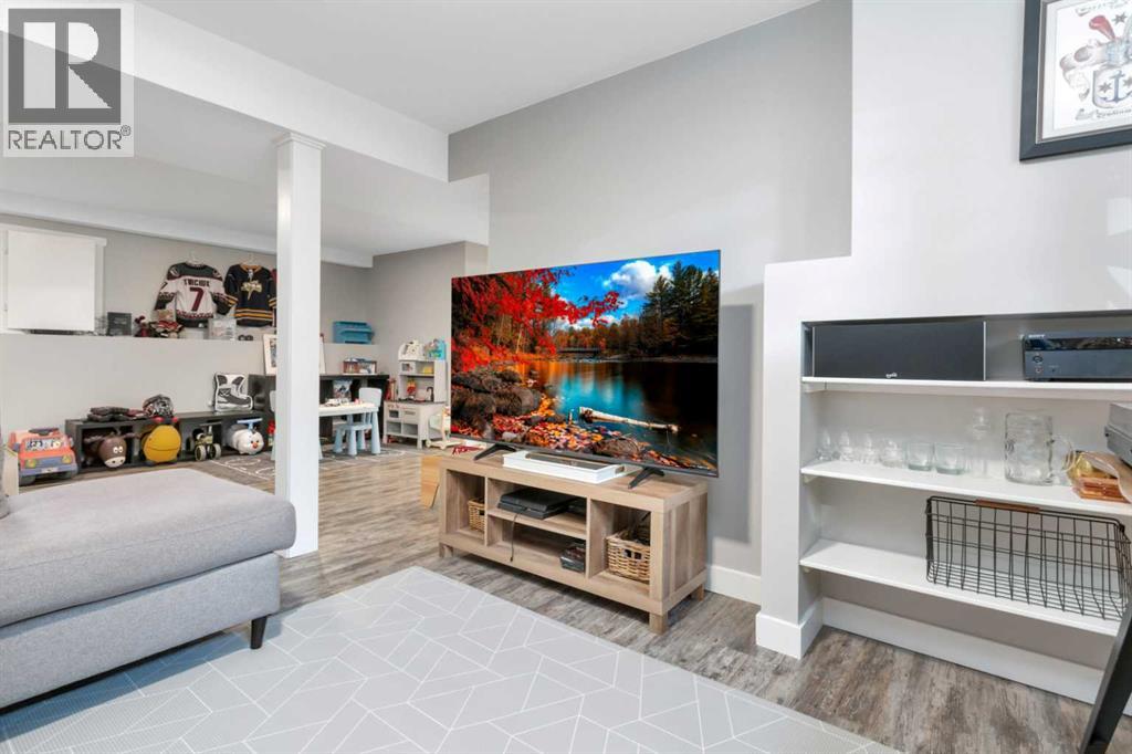 4534 46 Street Property Photo 28