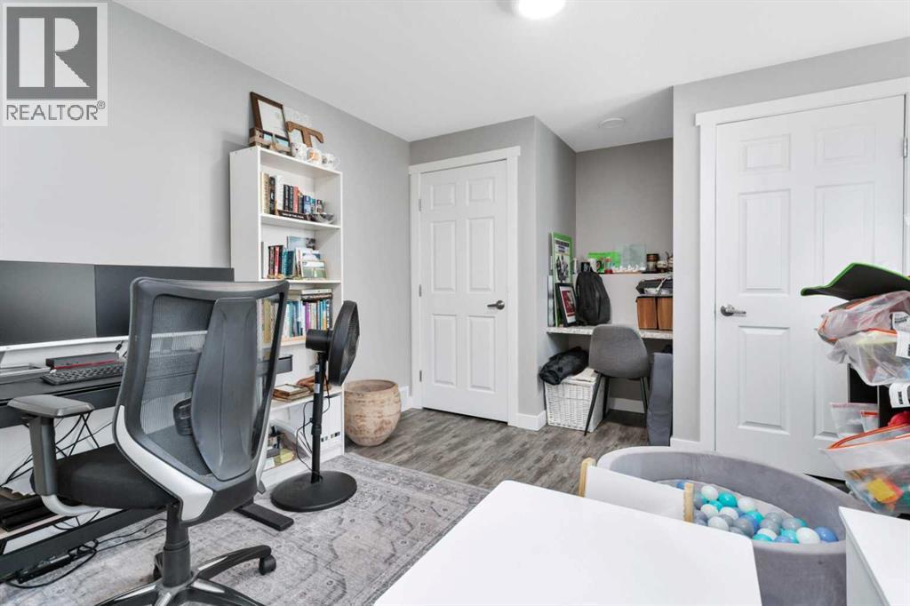 4534 46 Street Property Photo 29