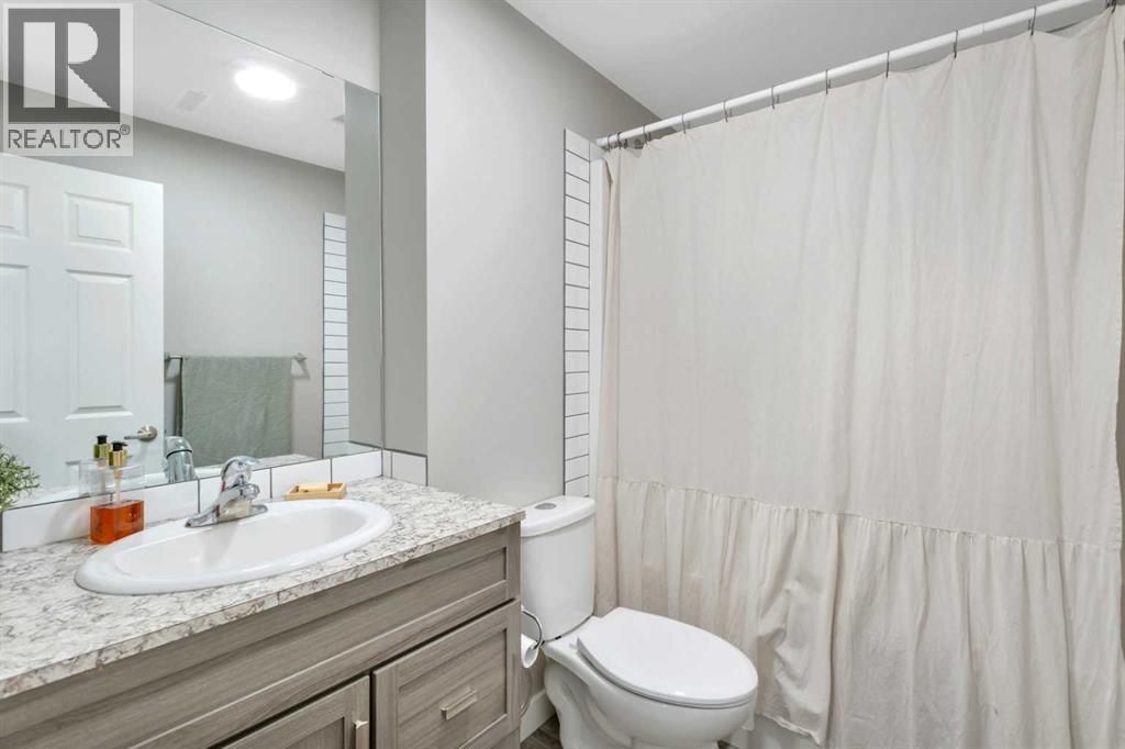 4534 46 Street Property Photo 31